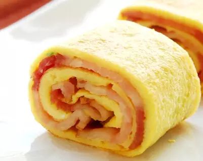 只有培根和雞蛋能做出什么好吃的?培根雞蛋卷也能填飽肚子